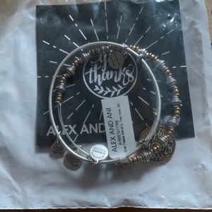 Alex and Ani GIVE THANKS set of 2 NWT